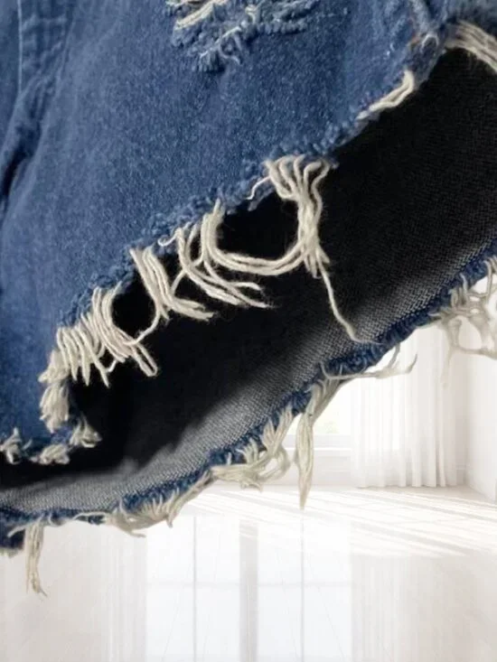 Wrangler High Waisted Distressed Denim Cutoff Shorts Size 7 Made in USA - Picture 7 of 10